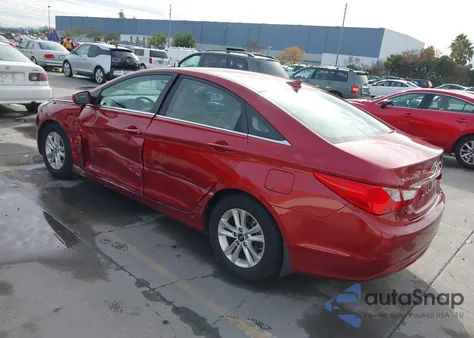 2013 Hyundai Sonata Gls z USA, uszkodzony, nr VIN 5NPEB4AC7DH617971